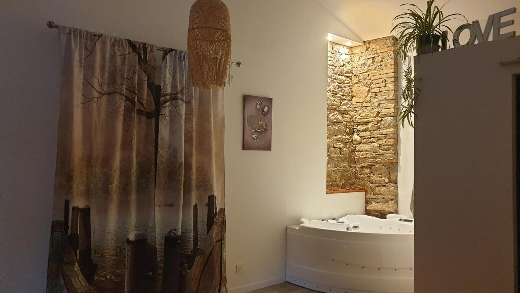 Love Room- Spa- Escale Amoureuse Puygaillard-de-Quercy Exterior photo